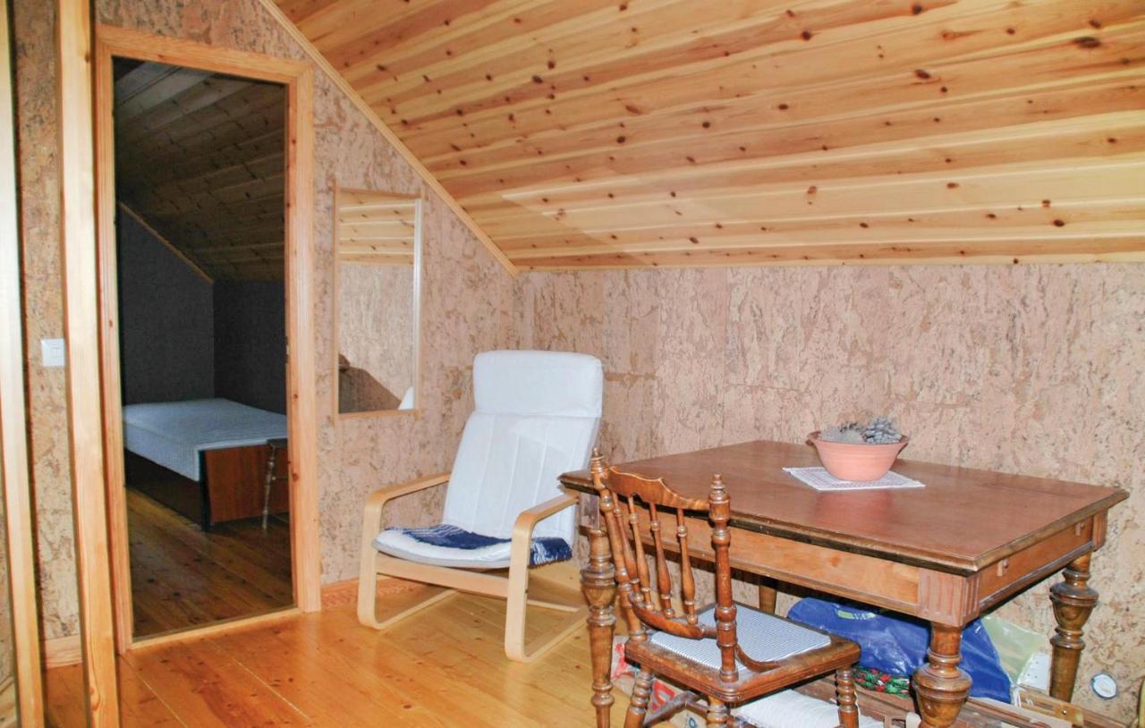 Cozy Home In Uddevalla With Wifi Häljebol Esterno foto